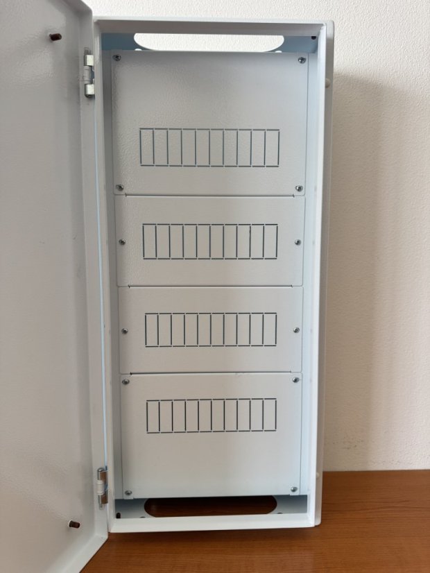Modulová rozvaděčová skříň